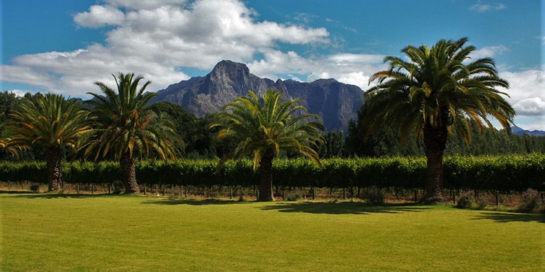spectacular scenery , Franschhoek Wine Valley, Winelands